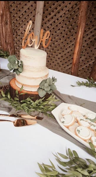A cake of love